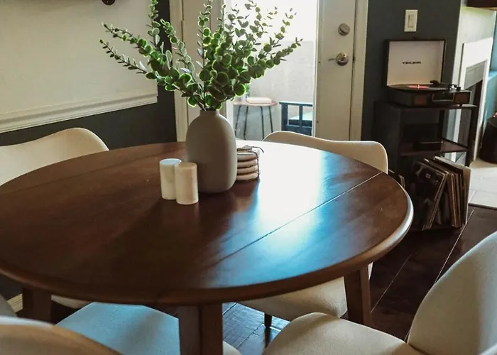 Thompson Peak Retreat Apartment